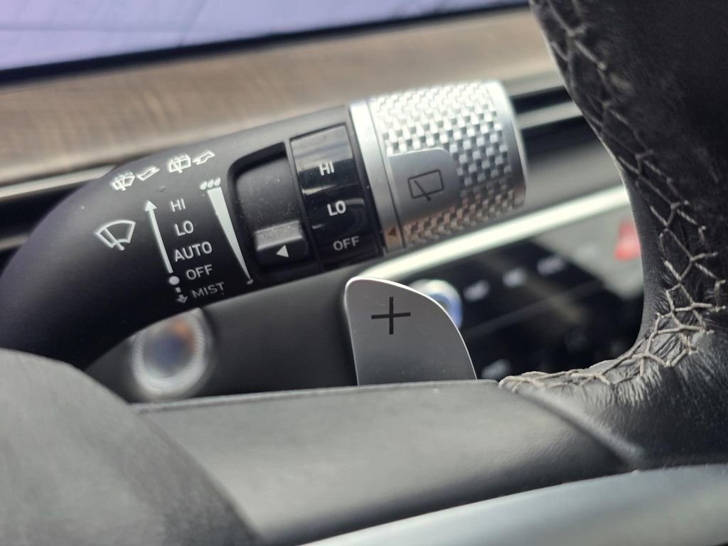 Used 2025 Genesis GV80 2.5T Advanced image 13