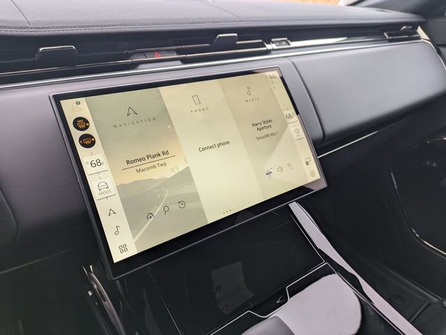 New 2026 Land Rover Range Rover Sport Dynamic SE image 11