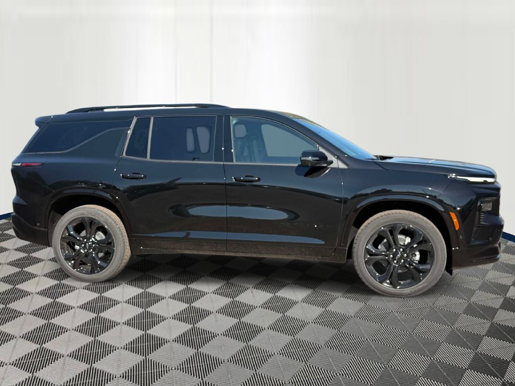 New 2027 Chevrolet Traverse RS w/ LPO, Floor Liner Package AWD/4WD image 5