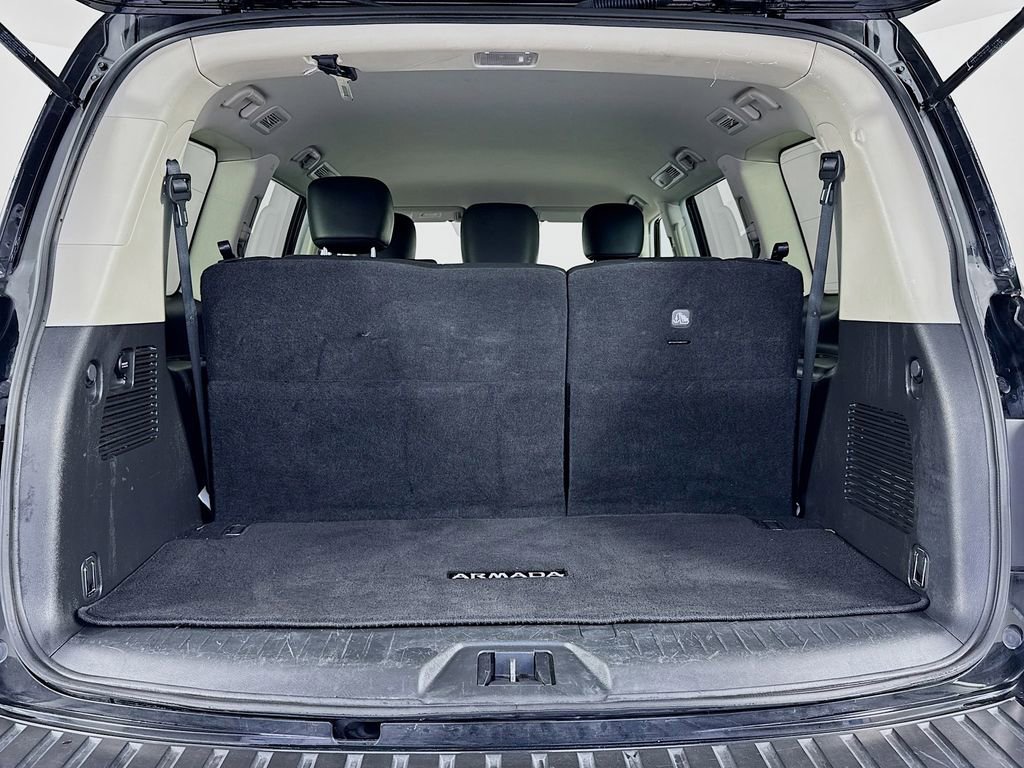 Used 2024 Nissan Armada SV RWD image 32