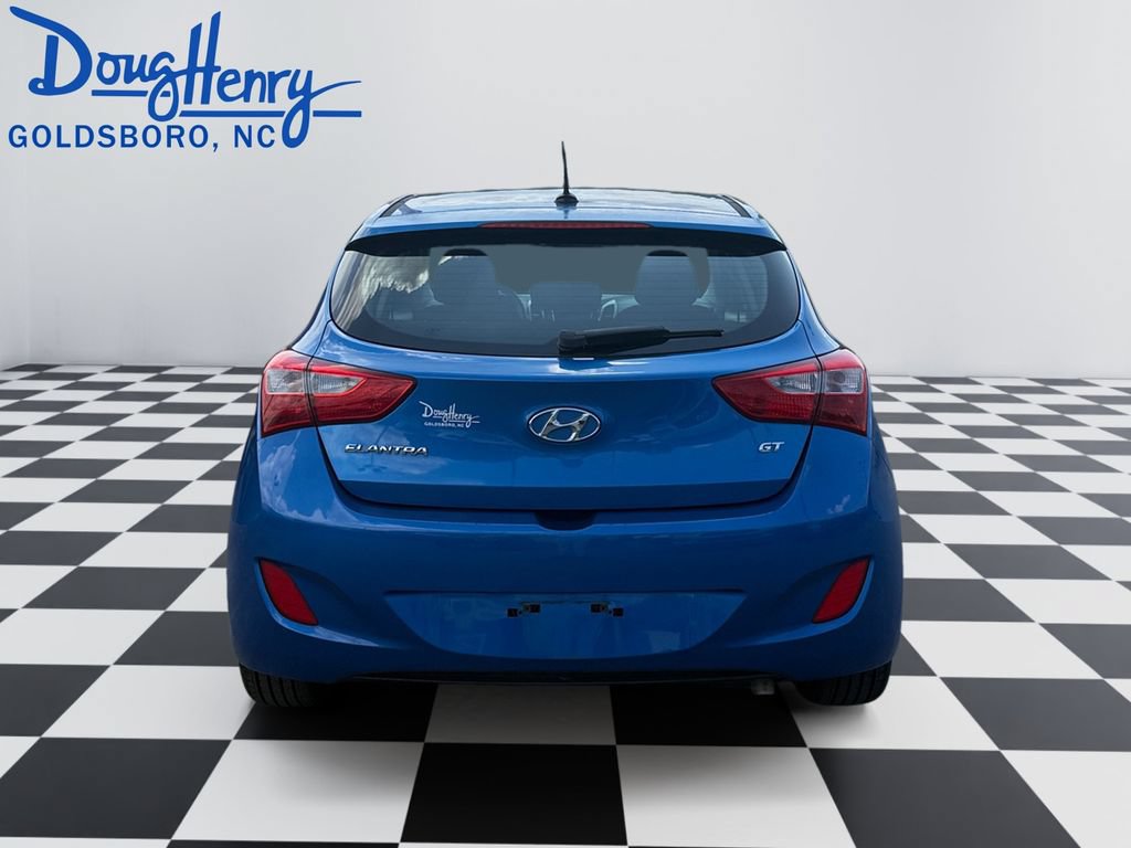 Used 2017 Hyundai Elantra GT FWD image 4