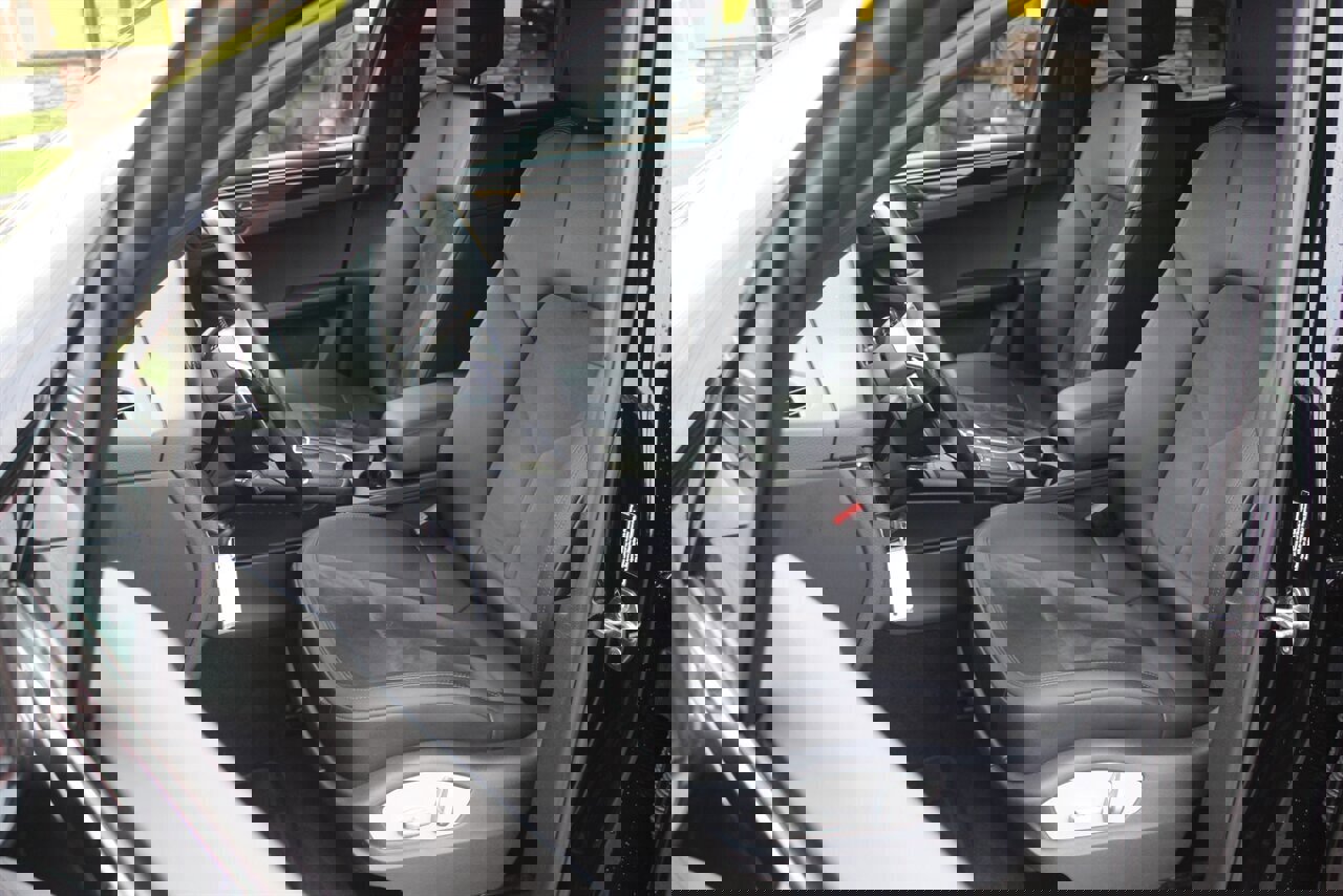 Used 2016 Porsche Macan S image 12