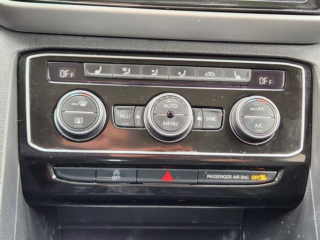 Used 2023 Volkswagen Atlas SE w/ Panoramic Sunroof Package AWD/4WD image 18