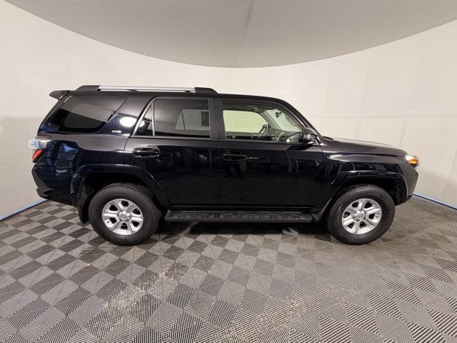 Used 2019 Toyota 4Runner SR5 Premium AWD/4WD image 5