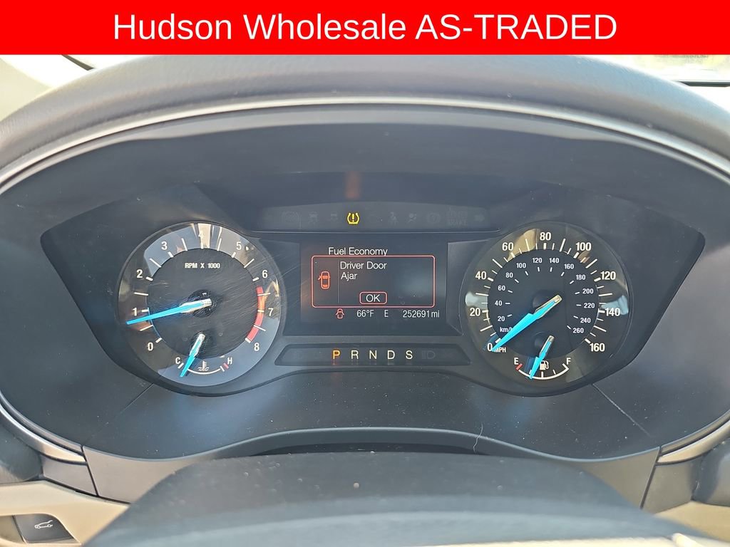 Used 2014 Ford Fusion SE FWD image 21