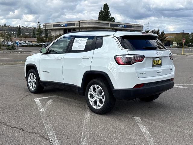 Used 2024 Jeep Compass Latitude image 5