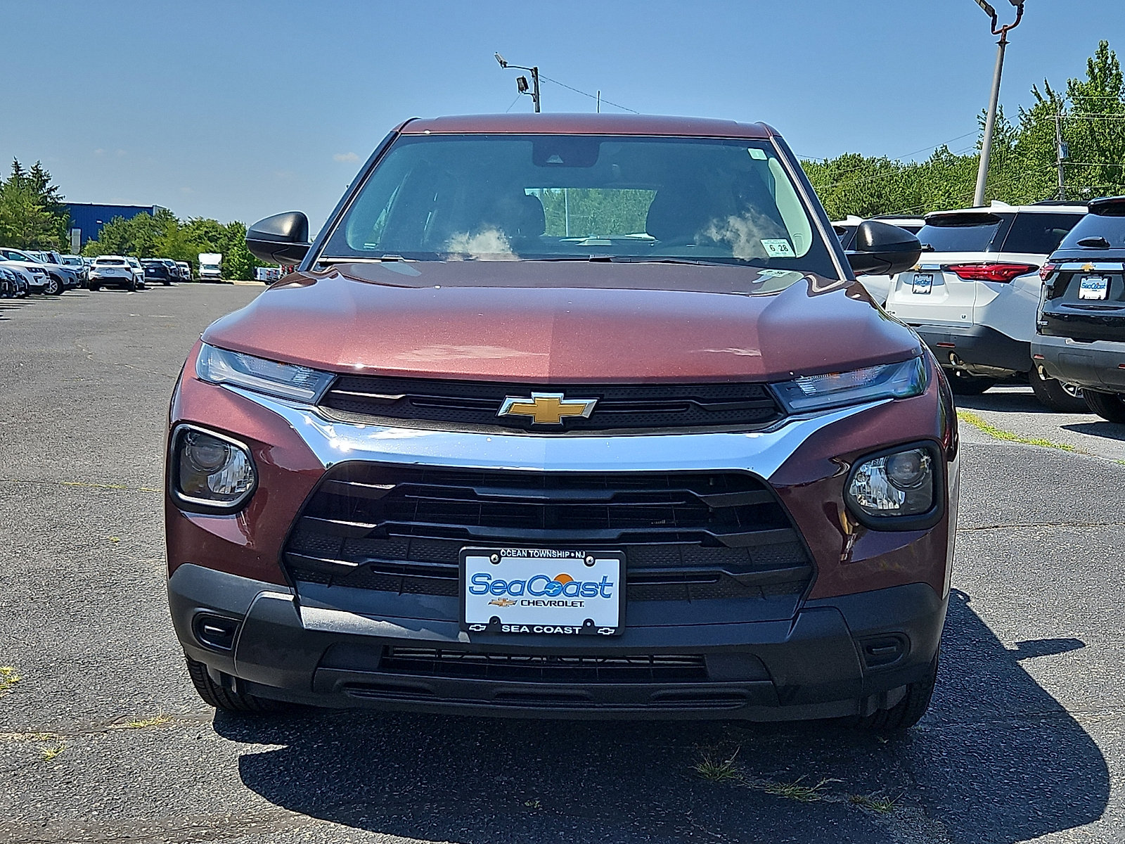 Used 2023 Chevrolet TrailBlazer LS AWD/4WD image 2
