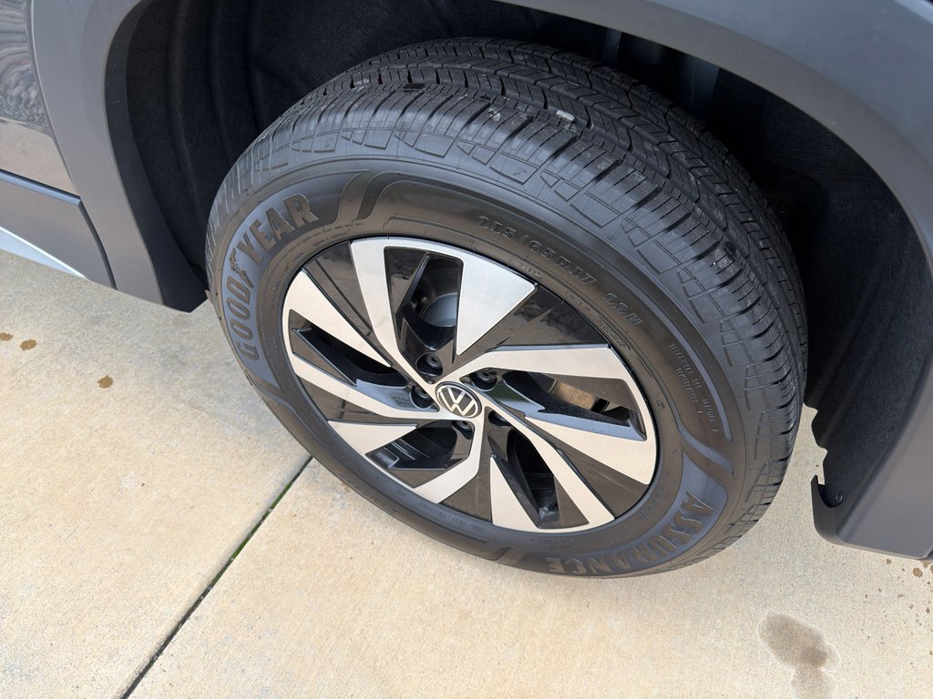 New 2026 Volkswagen Tiguan S image 13