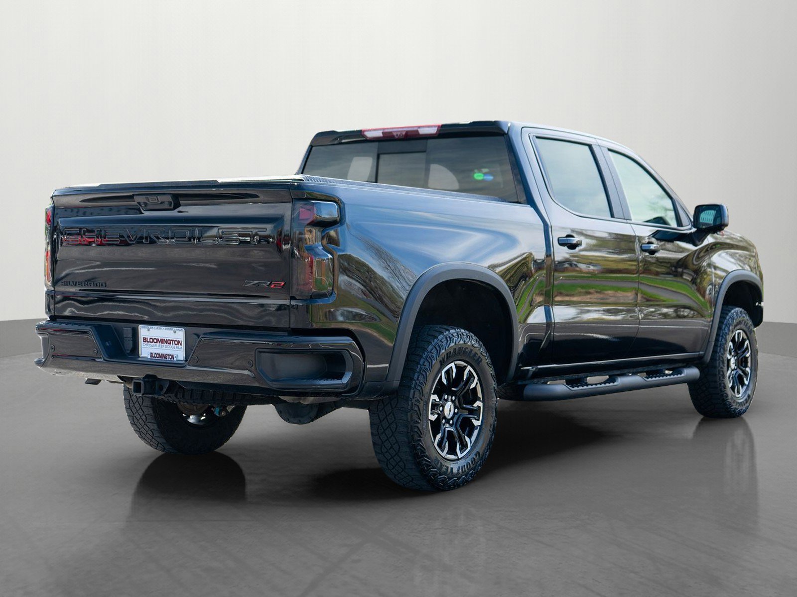 Used 2023 Chevrolet Silverado 1500 ZR2 w/ Technology Package AWD/4WD image 7