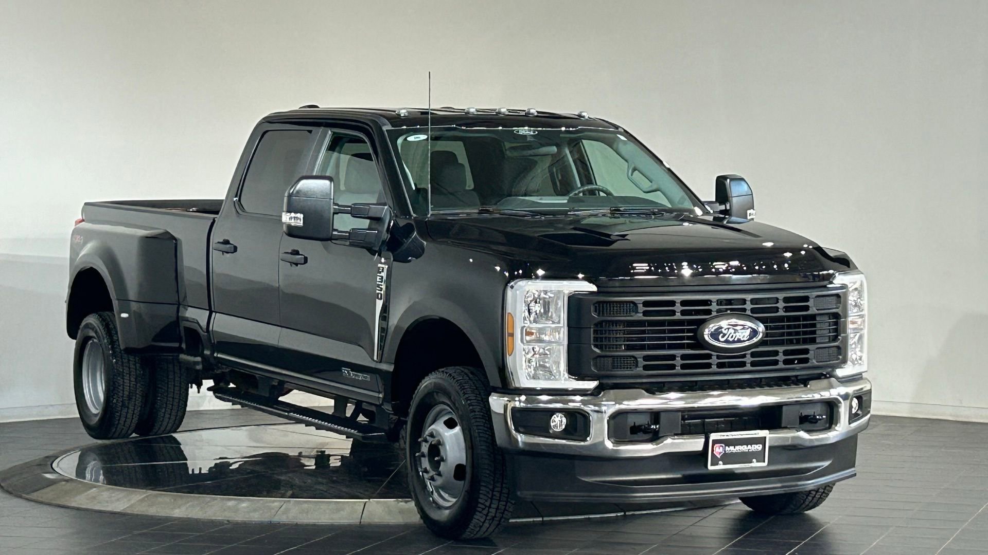 Used 2025 Ford F350 XL w/ XL Driver Assist Package AWD/4WD image 2