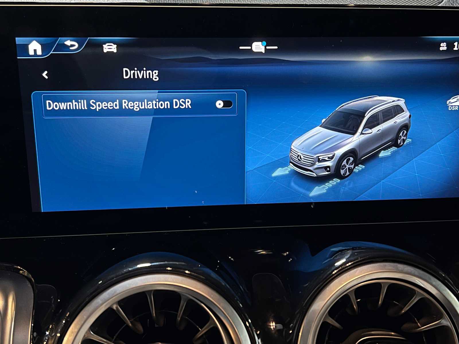 Certified 2025 Mercedes-Benz GLB 250 4MATIC image 33