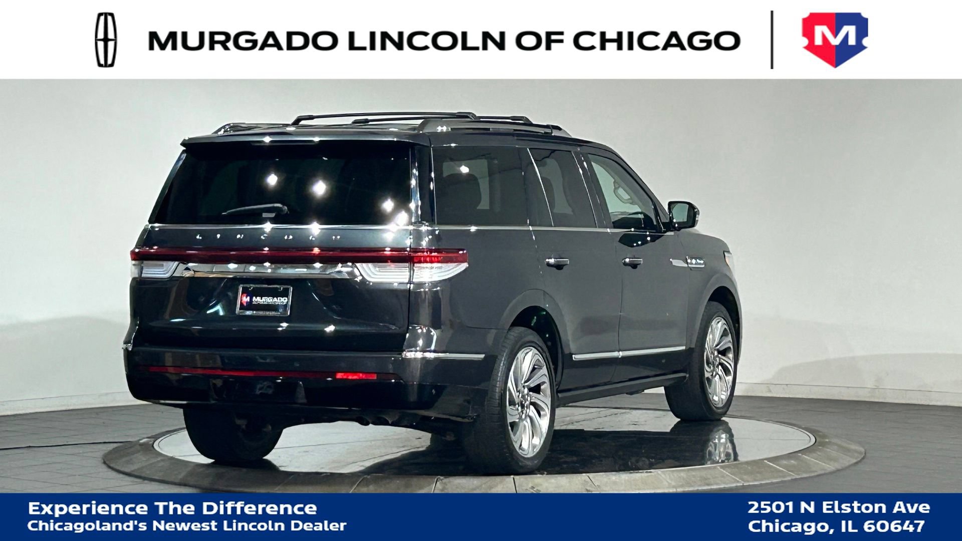 Used 2023 Lincoln Navigator Reserve AWD/4WD image 8