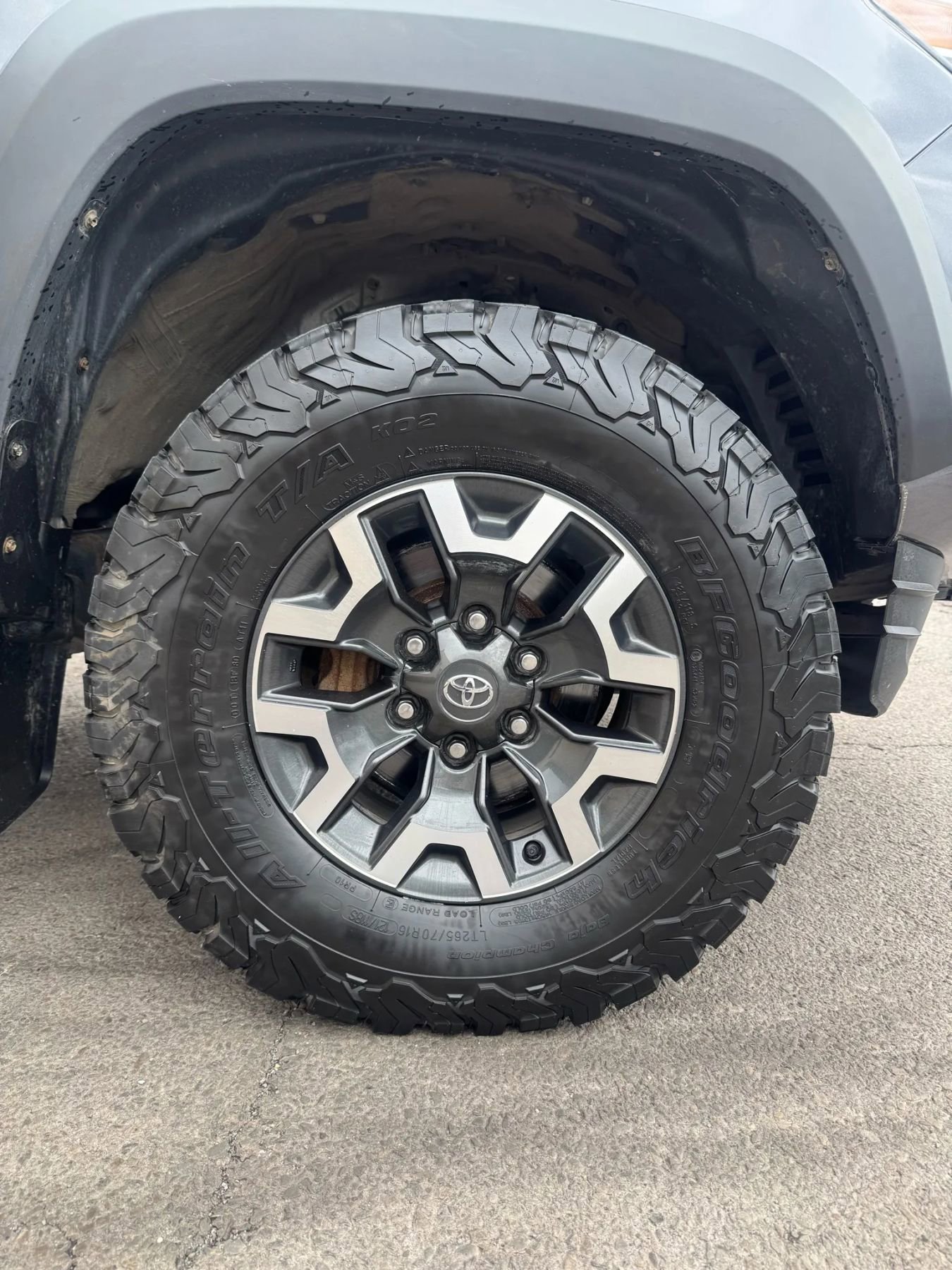 Used 2021 Toyota Tacoma TRD Off-Road image 35