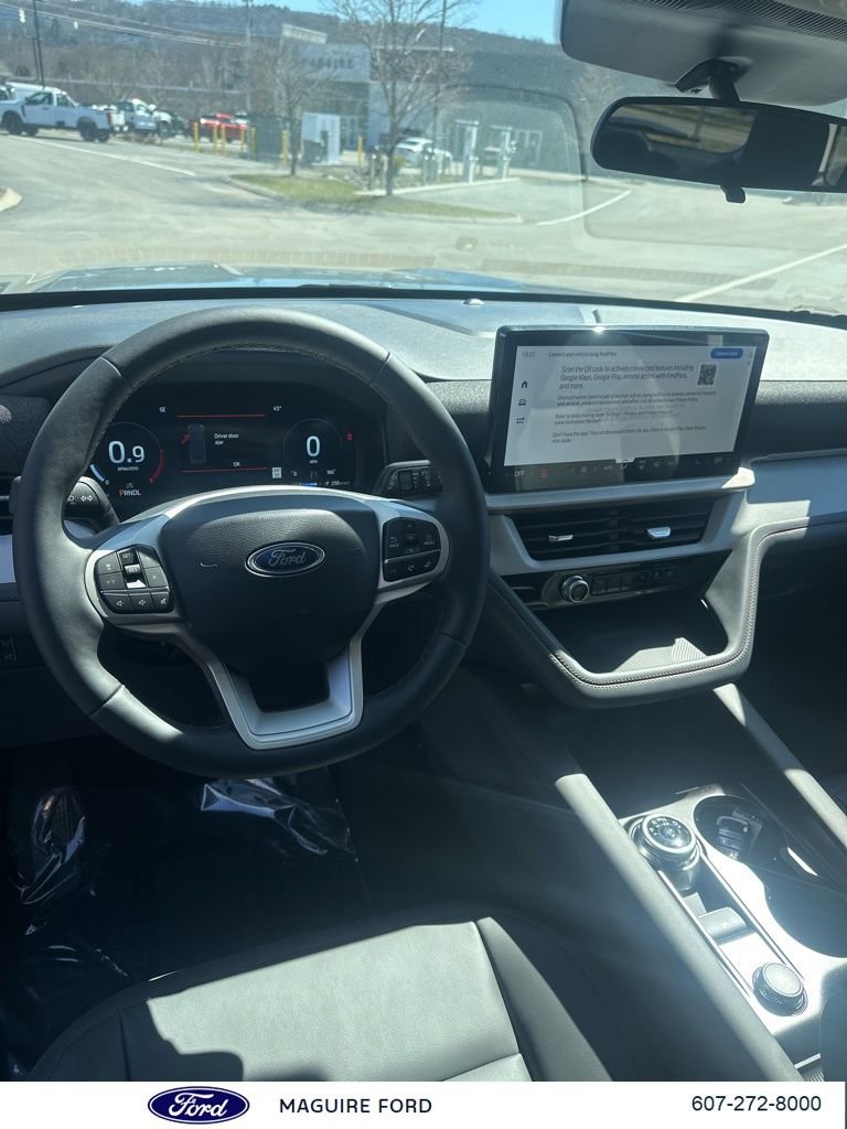 New 2026 Ford Explorer Active w/ Active Comfort Package image 14