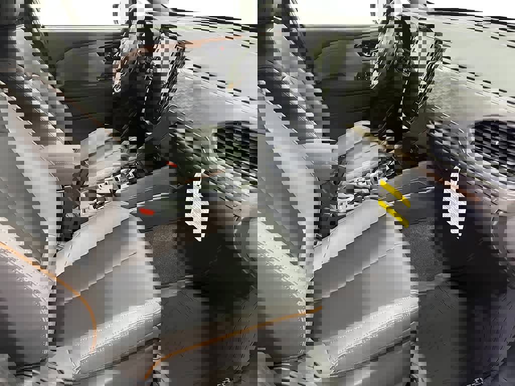 Used 2025 Subaru Forester Sport image 26