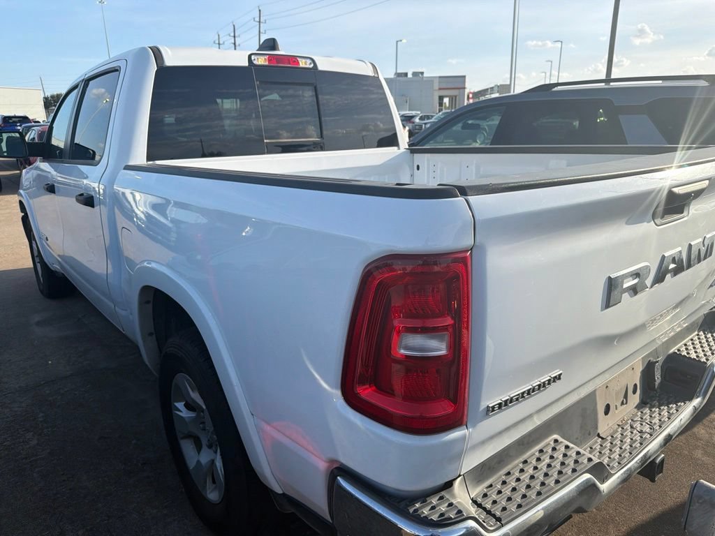Used 2025 RAM 1500 Big Horn AWD/4WD image 4