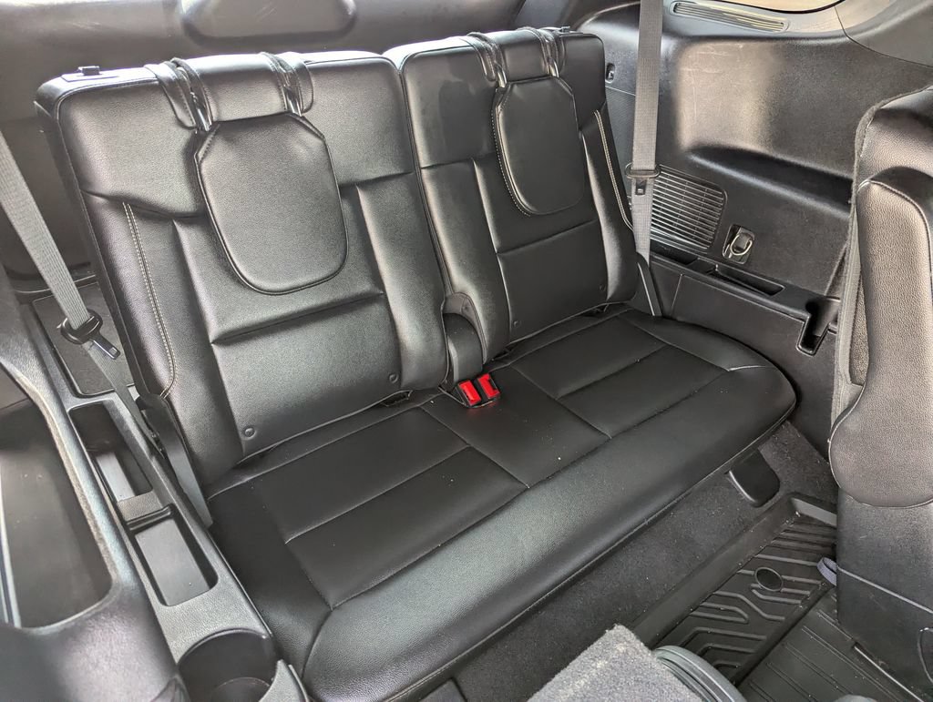 Used 2021 Ford Explorer ST w/ Equipment Group 401A AWD/4WD image 34