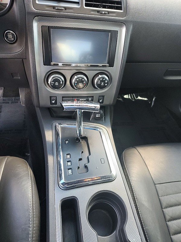 Used 2012 Dodge Challenger R/T RWD image 21