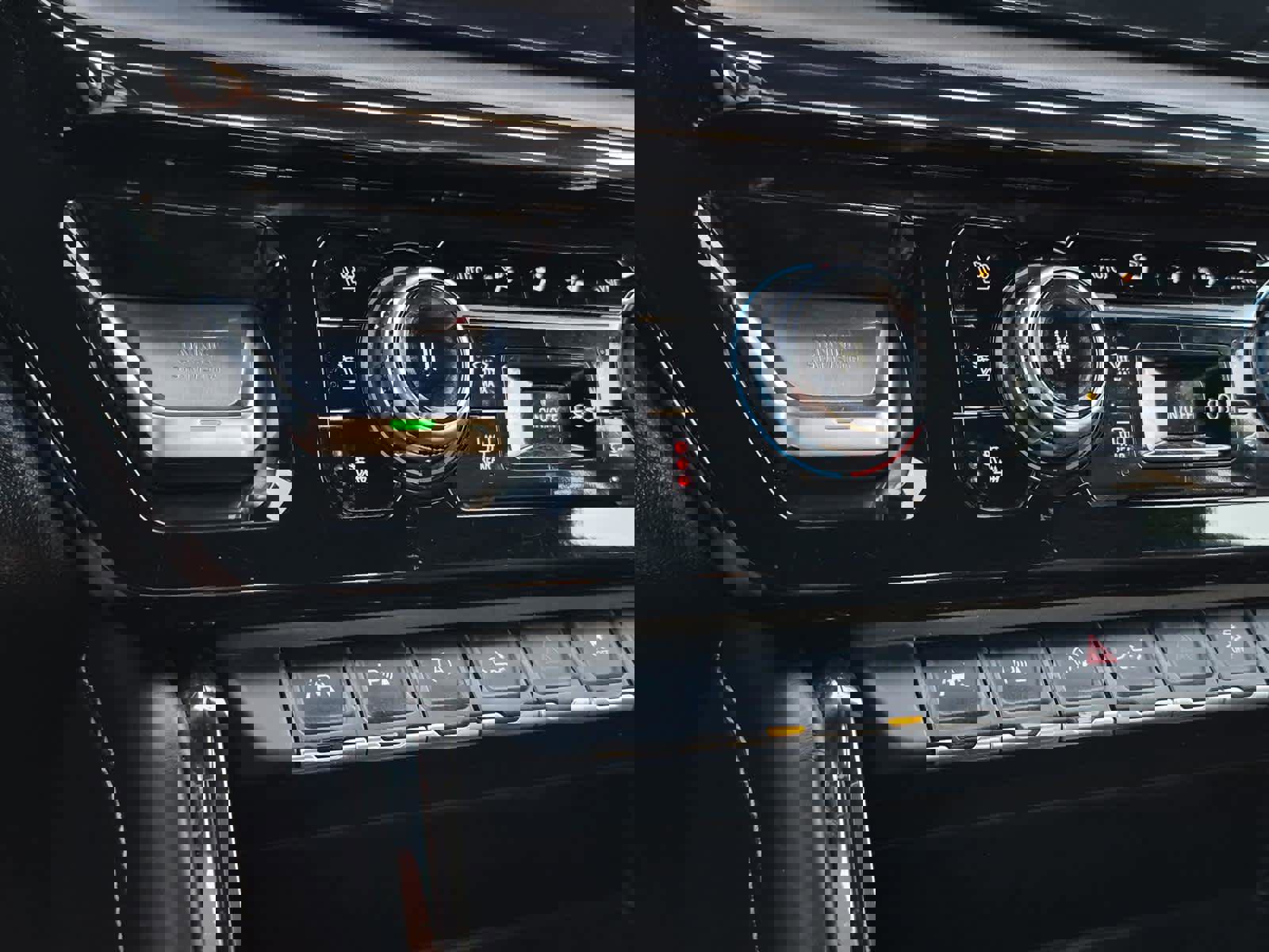 Certified 2023 GMC Sierra 1500 AT4X image 33