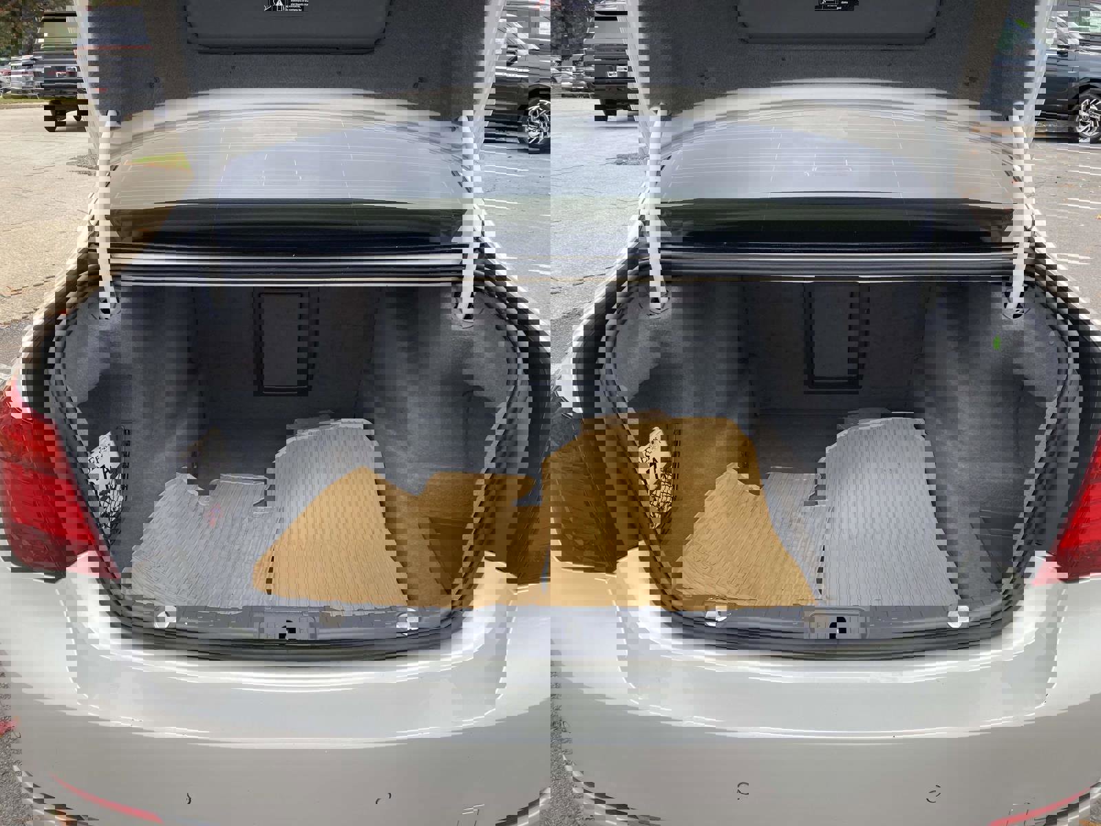 Used 2013 BMW 750Li image 15