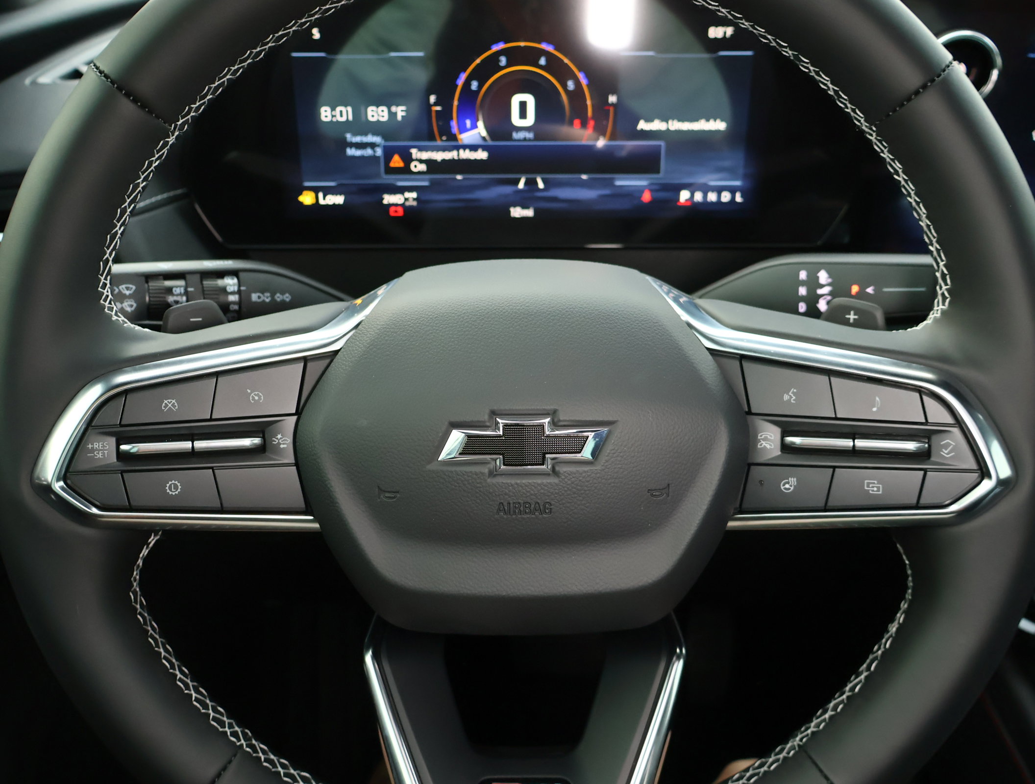 New 2026 Chevrolet Traverse Z71 w/ LPO, Floor Liner Package image 13