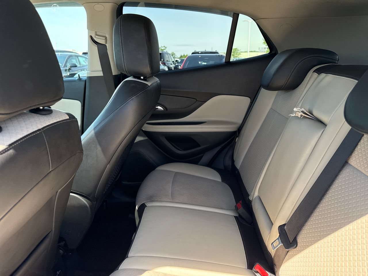 Used 2020 Buick Encore Preferred w/ Safety Package FWD image 12