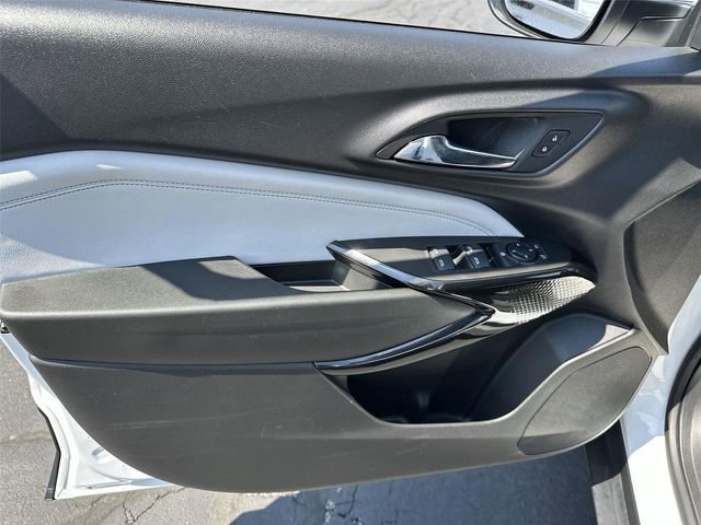 Used 2024 Chevrolet Trax LT w/ Driver Confidence Package FWD image 21