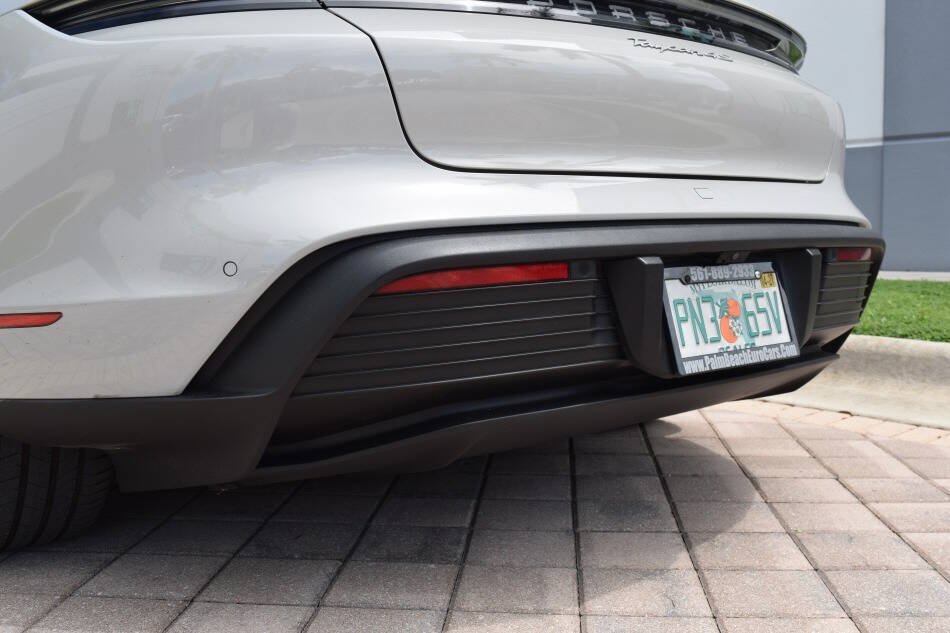 Used 2021 Porsche Taycan 4S AWD/4WD image 21