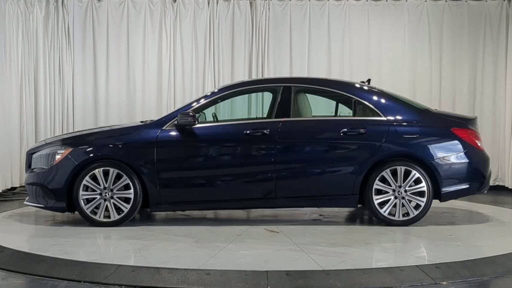 Used 2018 Mercedes-Benz CLA 250 4MATIC image 5