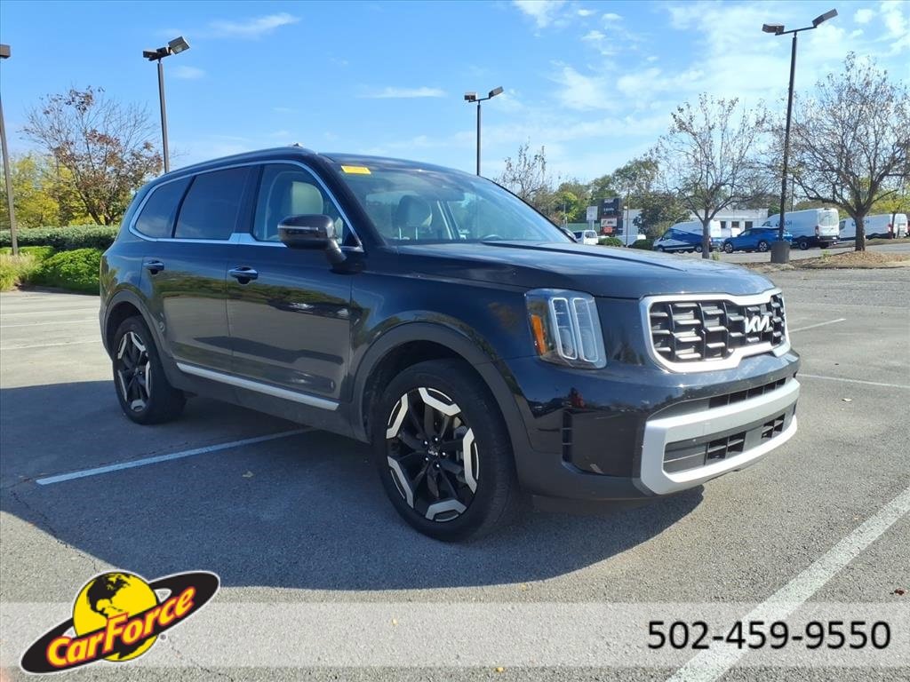 Used 2025 Kia Telluride S image 14