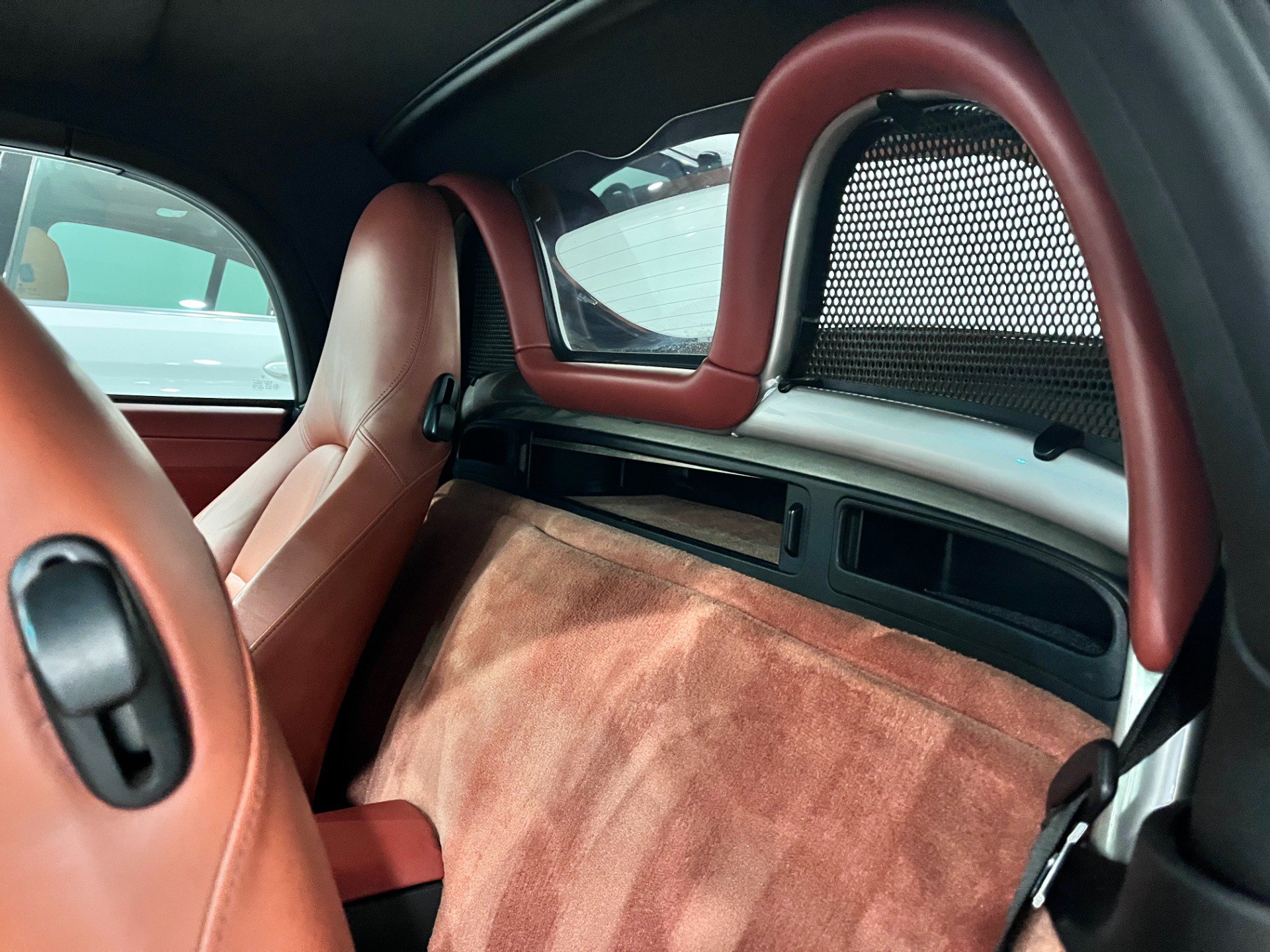 Used 2001 Porsche Boxster RWD image 36