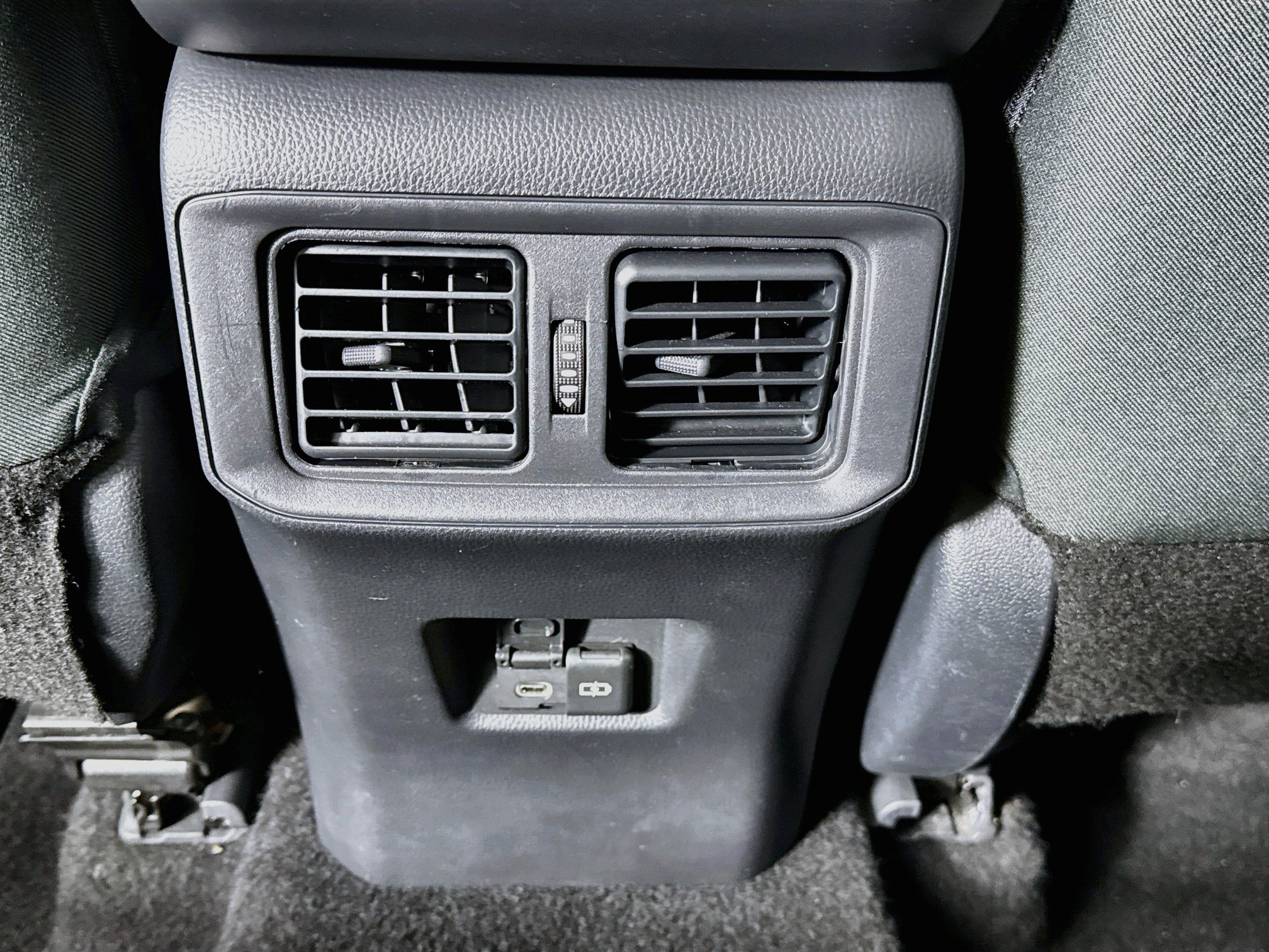 Certified 2025 Toyota RAV4 XLE AWD/4WD image 23