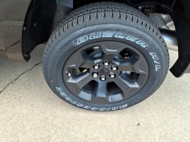 New 2026 RAM 1500 Express AWD/4WD image 17