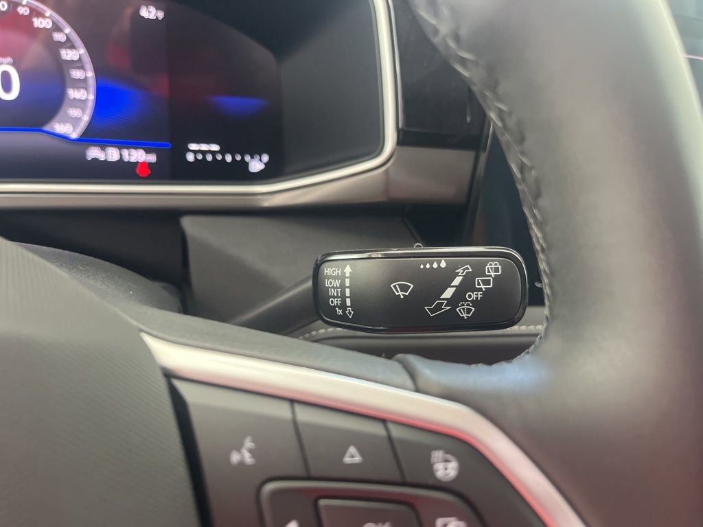 New 2026 Volkswagen Taos SE AWD/4WD image 23