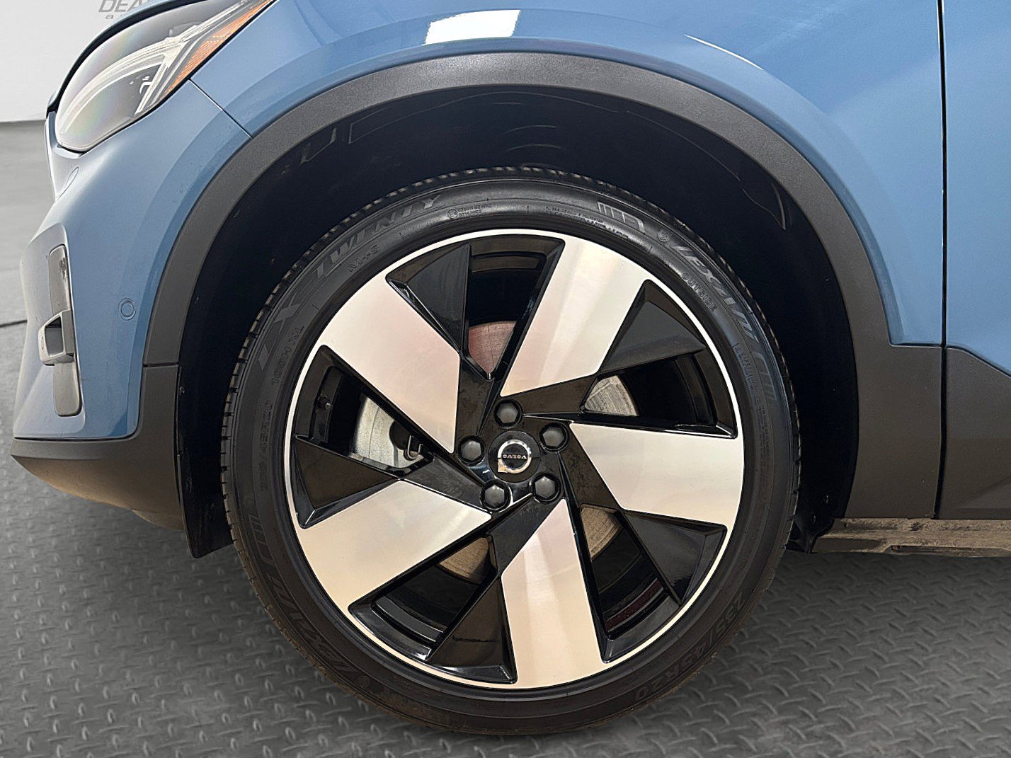 Used 2022 Volvo C40 P8 Recharge Ultimate AWD/4WD image 39