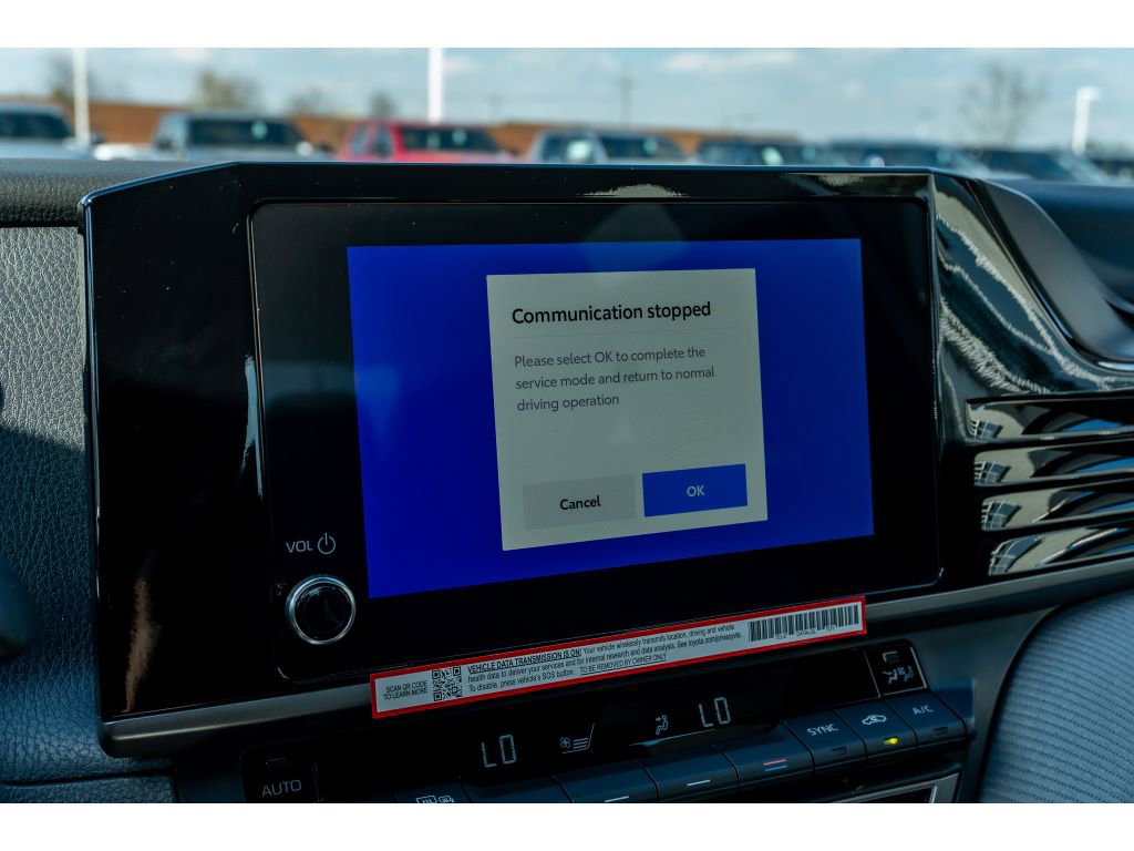Used 2026 Toyota Camry SE FWD image 22