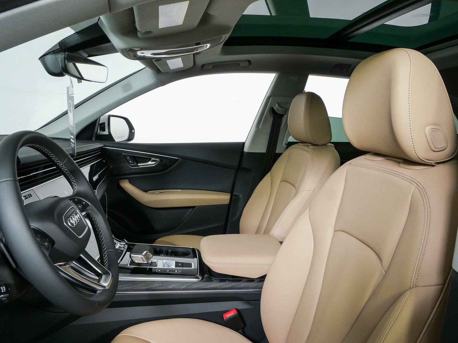New 2026 Audi Q8 Premium AWD/4WD image 5