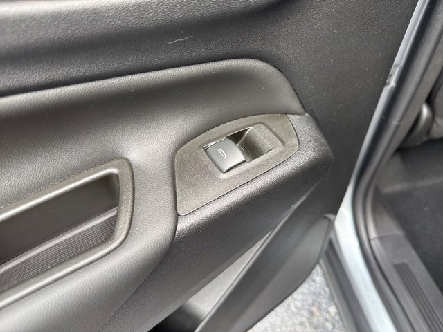 Used 2023 Chevrolet Equinox LT image 25