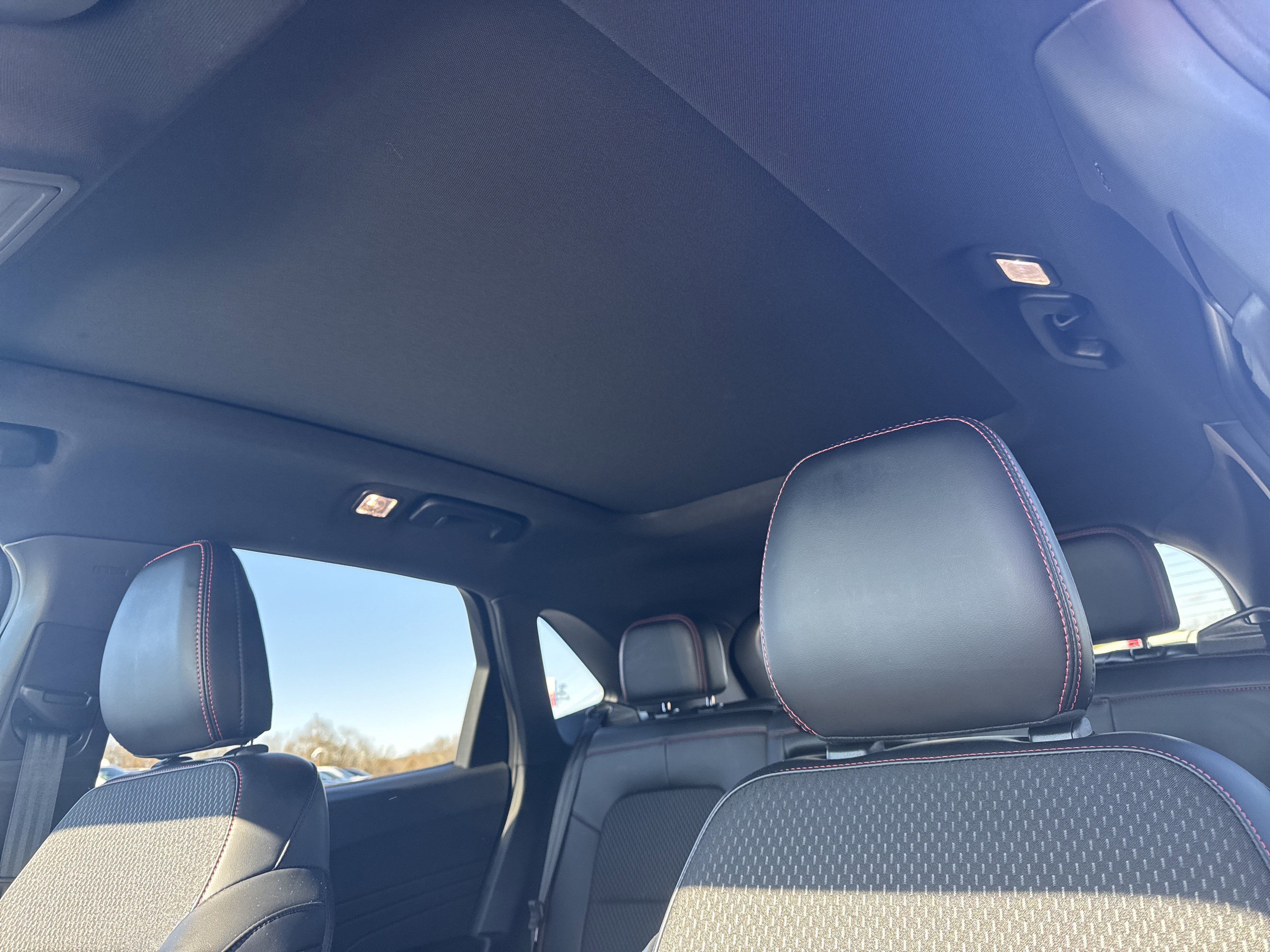 Used 2025 Ford Escape ST-Line w/ Equipment Group 301A image 22