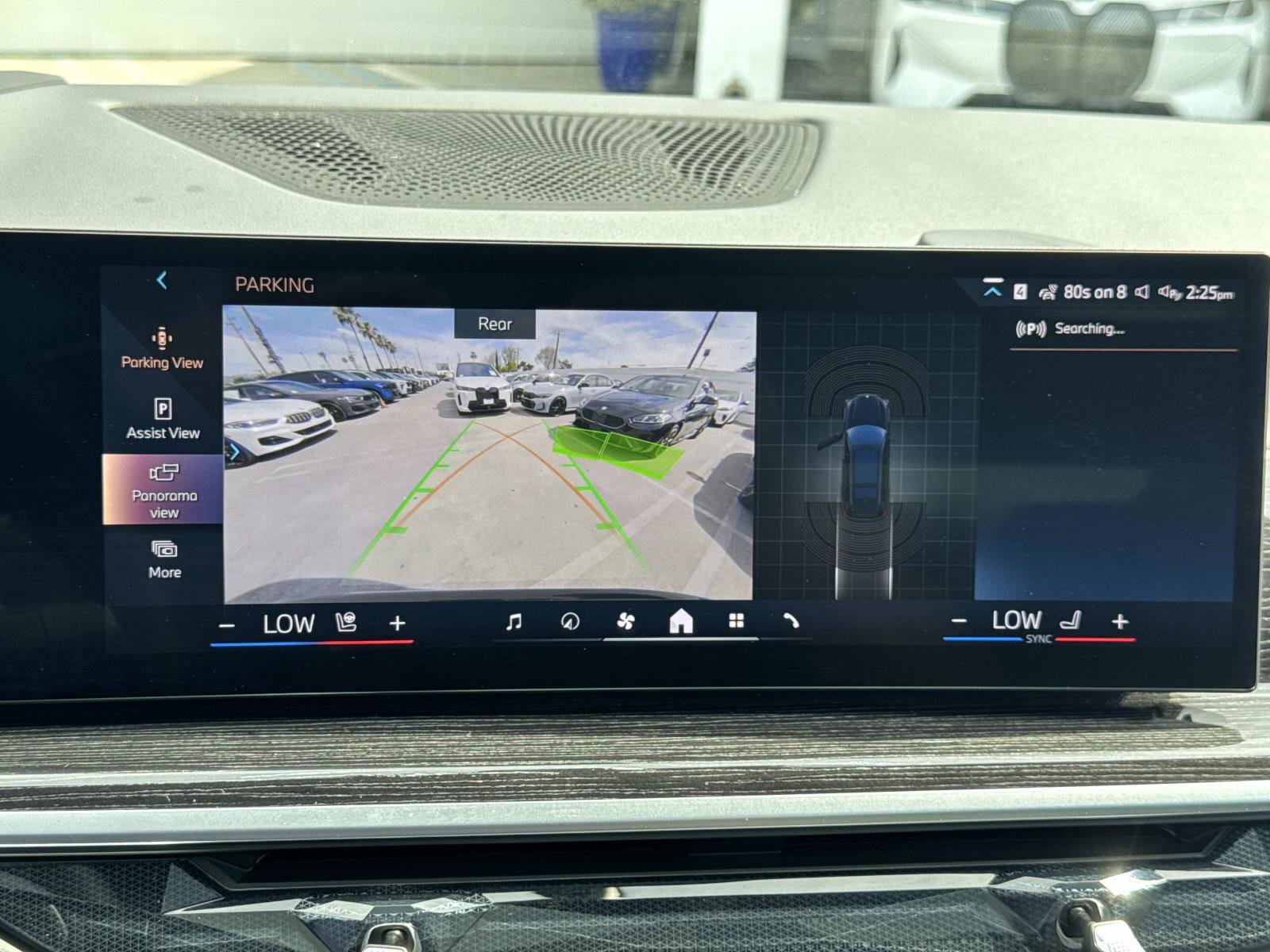 Used 2025 BMW X7 xDrive40i w/ M Sport Package image 28