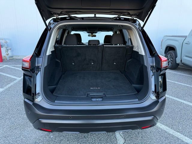 Used 2021 Nissan Rogue S image 10