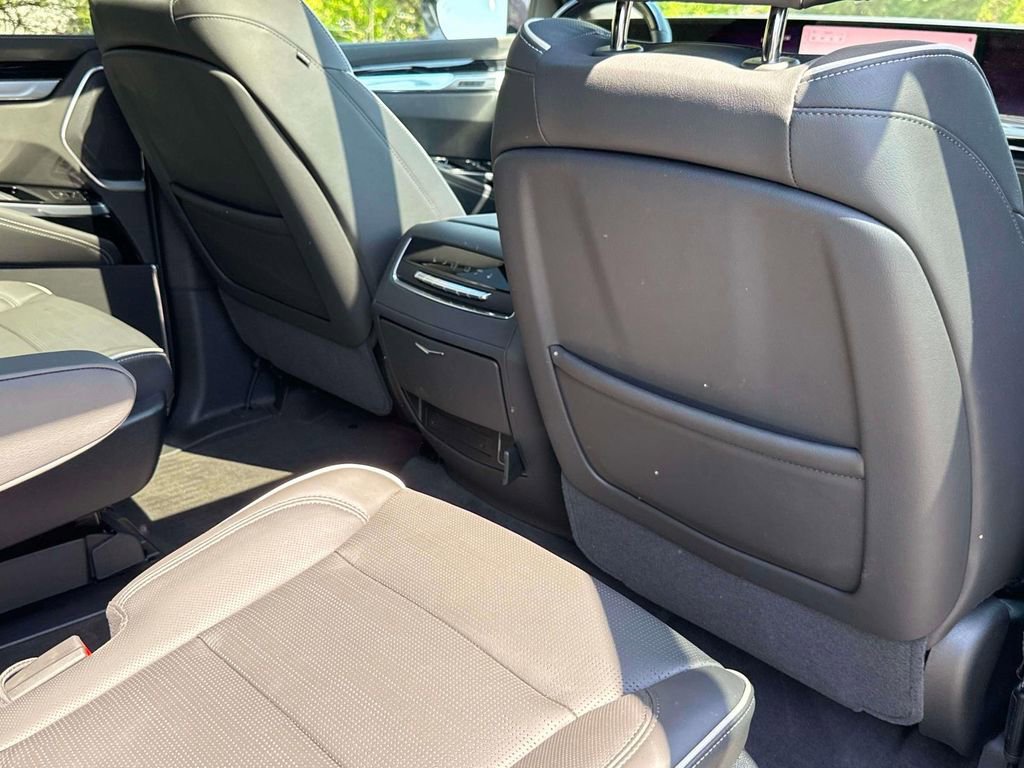 Used 2025 Cadillac Escalade ESV Sport w/ LPO, Floor Liner Package image 11