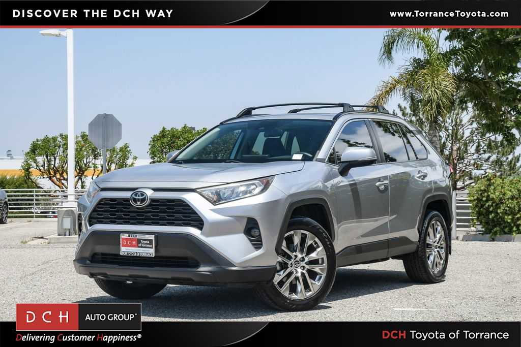 Used 2021 Toyota RAV4 XLE Premium FWD image 1