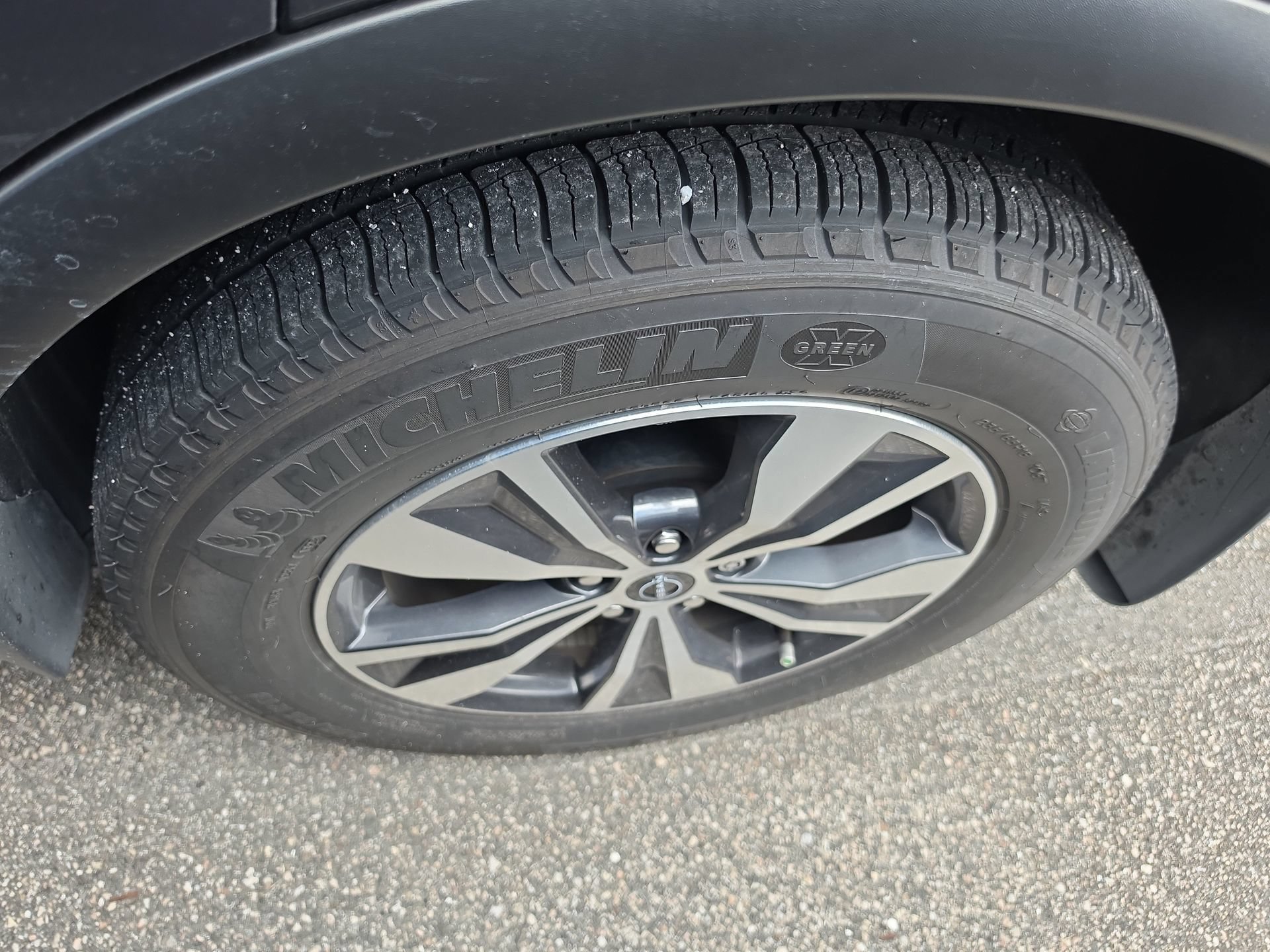 Used 2024 Nissan Murano SV FWD image 11