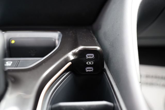 Used 2025 Toyota Crown Signia w/ Advanced Technology Package AWD/4WD image 31