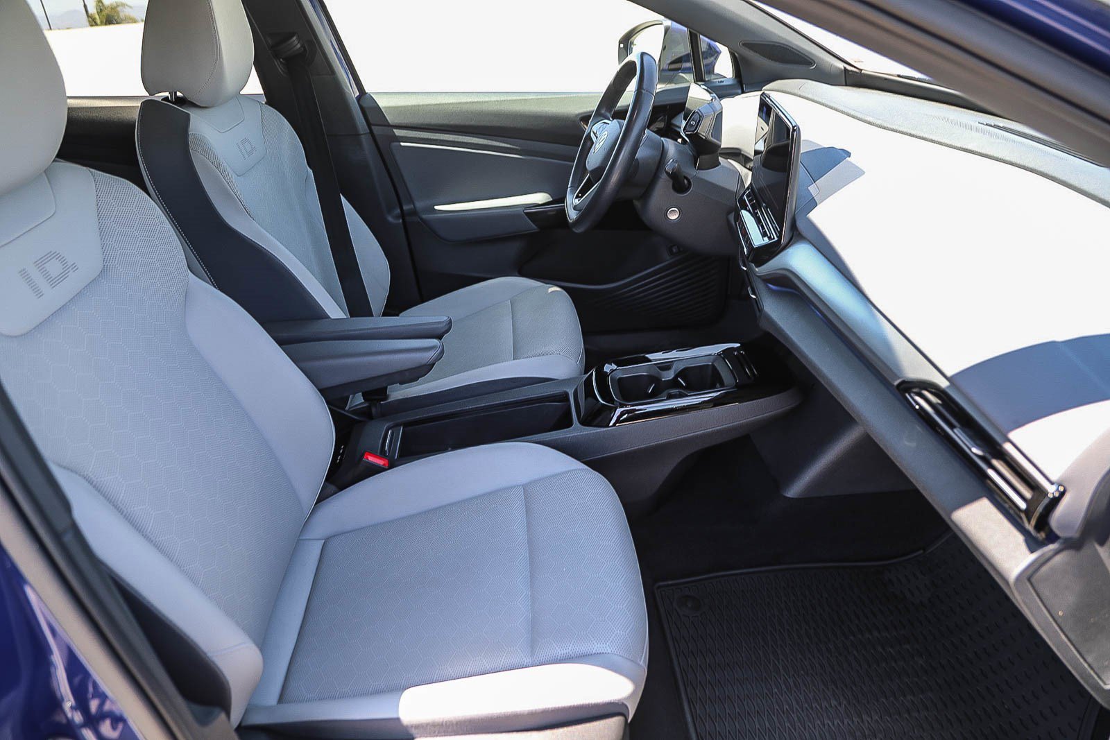 Used 2021 Volkswagen ID.4 Pro S RWD image 16