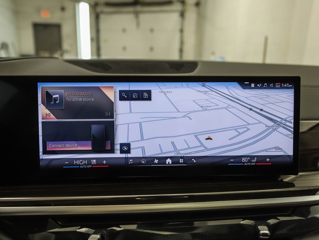 Certified 2024 BMW X7 xDrive40i image 15