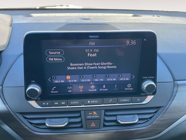 Used 2024 Nissan Altima 2.5 SV image 22