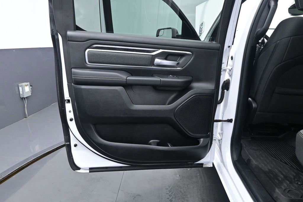 Used 2023 RAM 1500 Big Horn AWD/4WD image 14