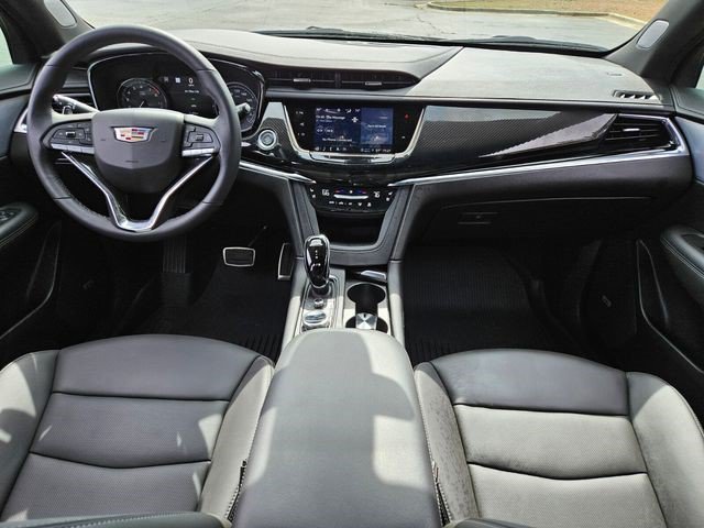 Certified 2024 Cadillac XT6 Sport w/ Technology Package AWD/4WD image 18